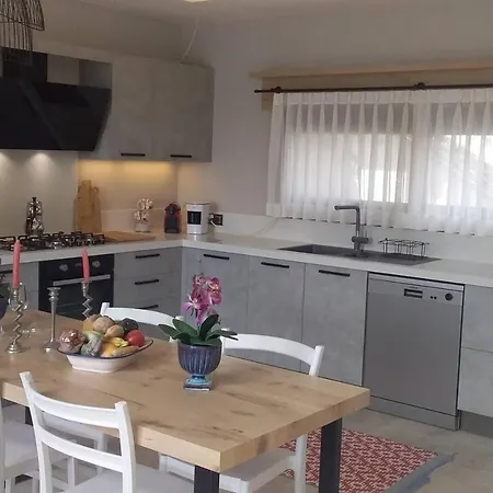 Stylish Peaceful Villa With A Fantastic View Villa *